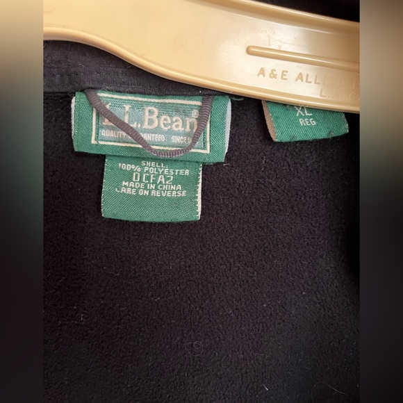 LLBean men’s snow jacket - Picture 7 of 9